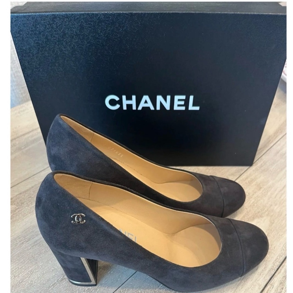 Authentic New Chanel Dark Gray Suede Heels